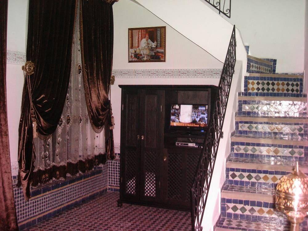 Riad Naila &